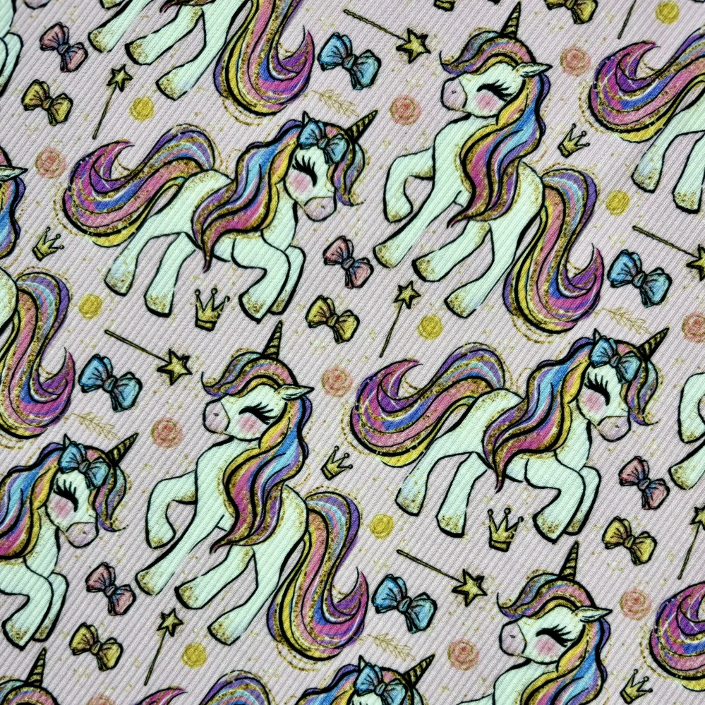 žebrovaný úplet -jednorožec na růžové