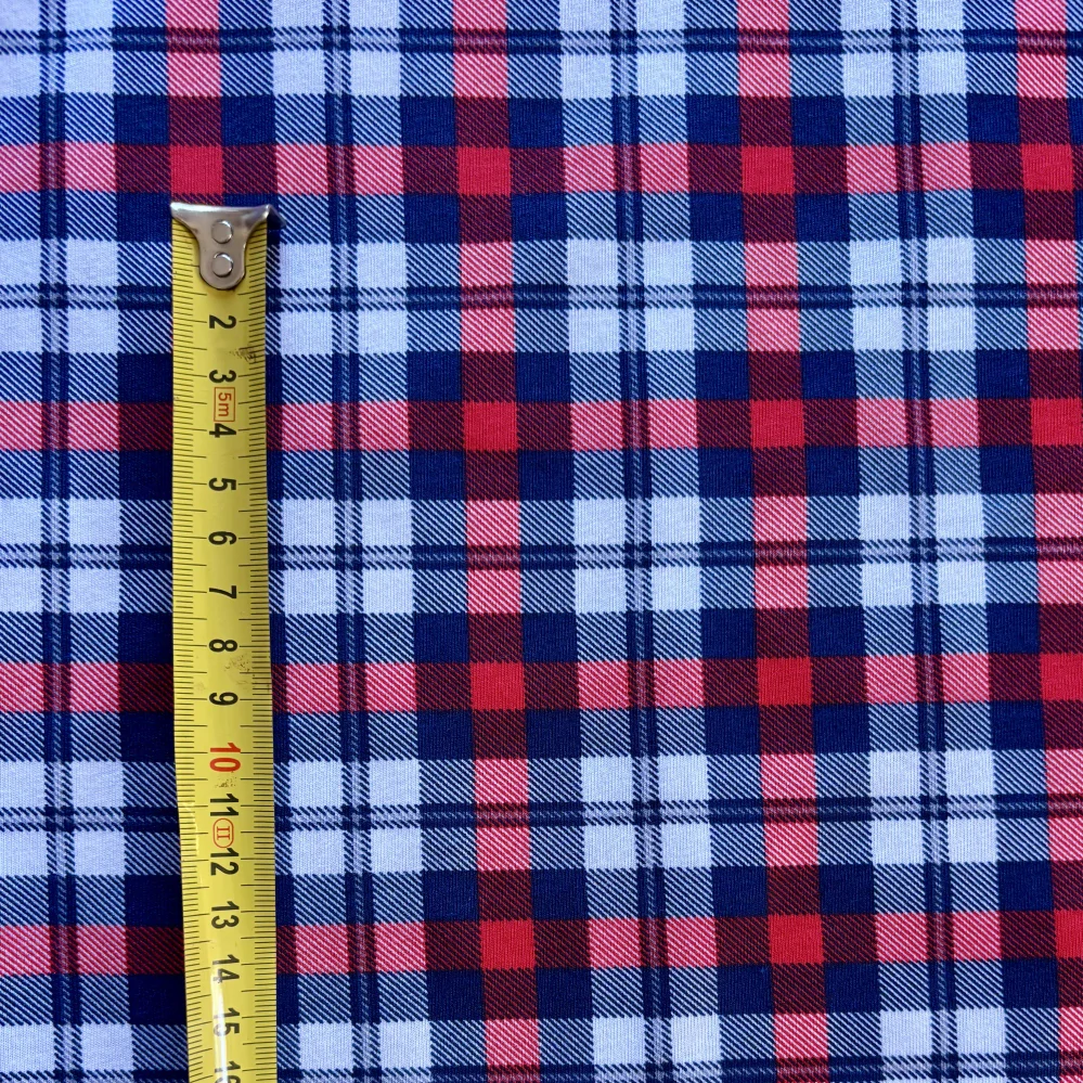 100% bavlněný úplet - tmavá kostka