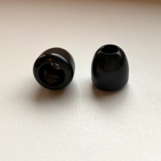 koncovka černá průvlek 3-4mm